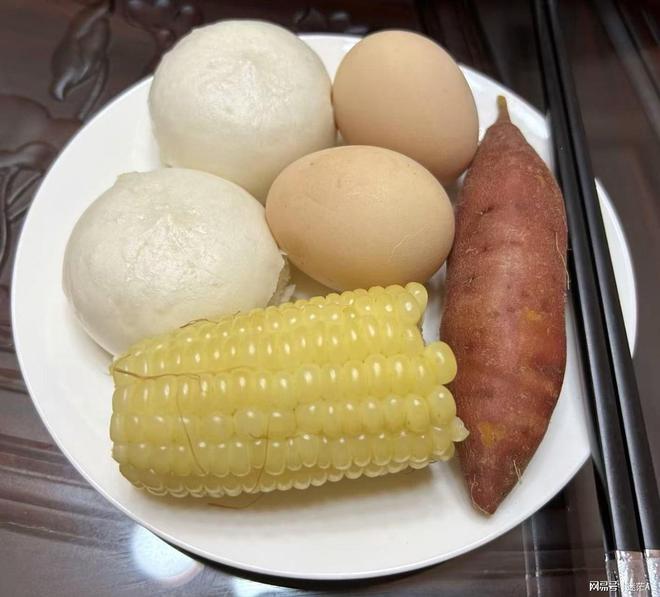 光开启活力满满的一天PG麻将胡了早餐时